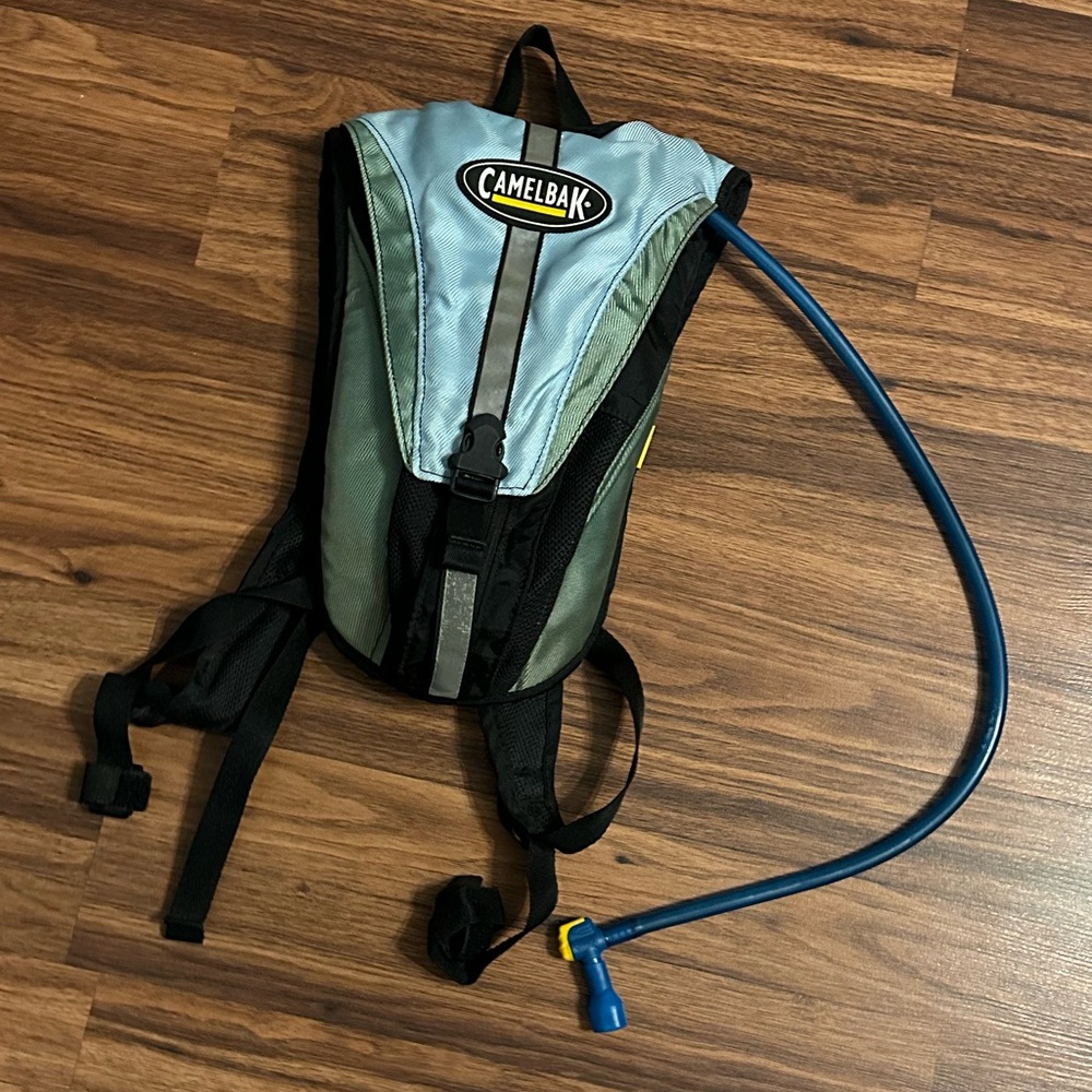 Camelbak Essential Hydration Pack - image 2